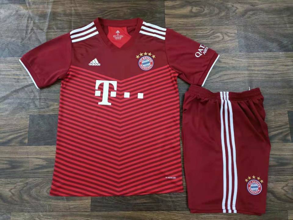 Bayern Munich men 21-22 red jersey blank with shorts Soccer Jerseys